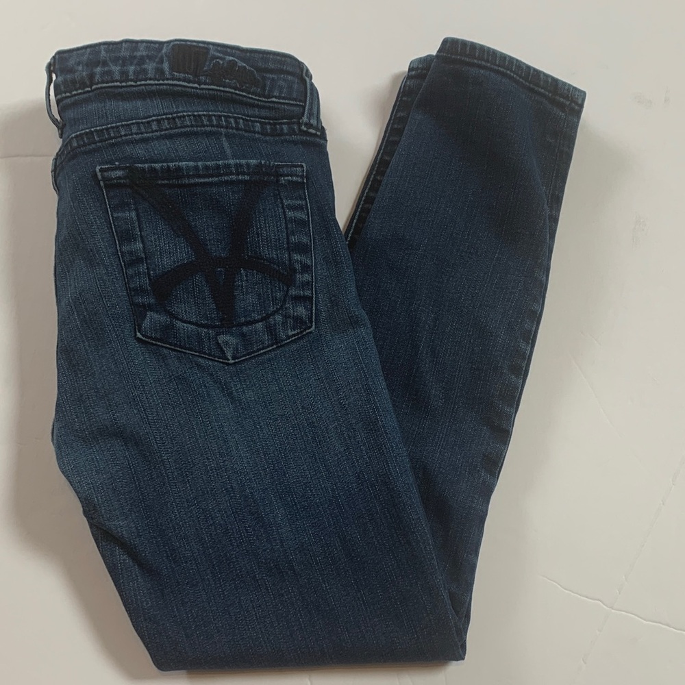 Kit from the Kloth Classic Blue Denim Jeans size 6 - Picture 6 of 9